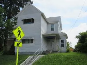 1126 S Yellow Springs St, Springfield, OH 45506