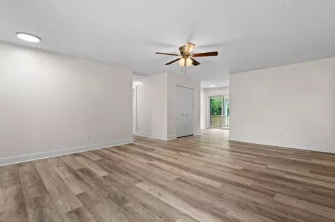 Living - 3600 Folk Ream Rd, Springfield, OH 45502 photo 4 of 9