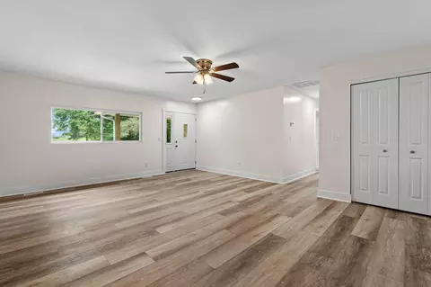 Living - 3600 Folk Ream Rd, Springfield, OH 45502 photo 3 of 9