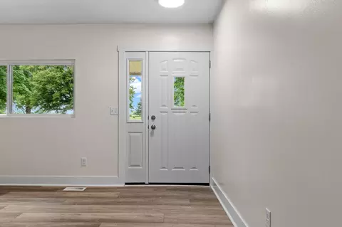 Entry Way - 3600 Folk Ream Rd, Springfield, OH 45502 photo 1 of 1