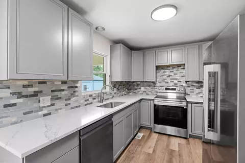 Kitchen - 3600 Folk Ream Rd, Springfield, OH 45502 photo 1 of 3