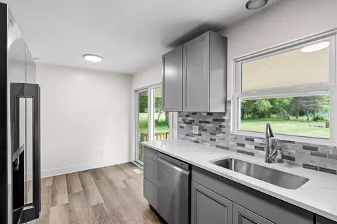 Kitchen - 3600 Folk Ream Rd, Springfield, OH 45502 photo 3 of 3