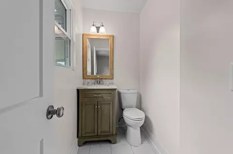 Bath - 3600 Folk Ream Rd, Springfield, OH 45502 photo 3 of 3