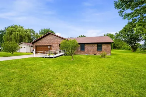 4045 Dialton Rd, Springfield, OH 45502