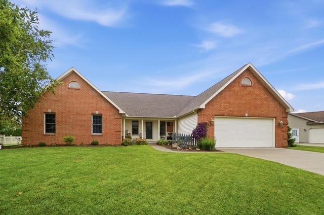 656 Gardenview Cir, Lima, OH 45801