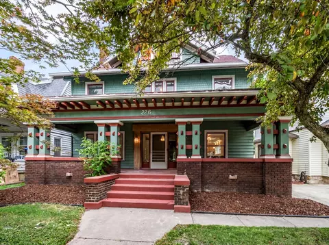 Exterior - 226 E Cassilly St, Springfield, OH 45503 photo 1 of 7