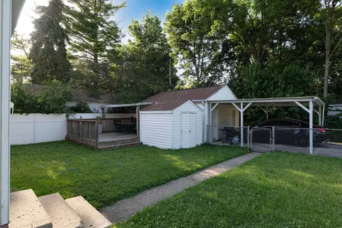 Exterior - 1100 W North St, Springfield, OH 45504 photo 3 of 8