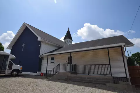 Exterior - 201 E Miami St, De Graff, OH 43318 photo 5 of 8