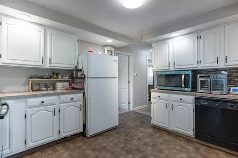 1118 Robin Rd, Springfield, OH 45503 photo 5