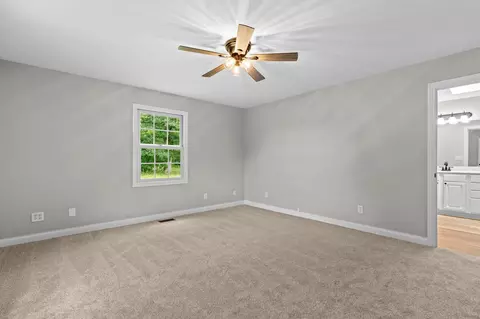 Bedroom - 3000 Clayton Ave, Springfield, OH 45502 photo 5 of 6
