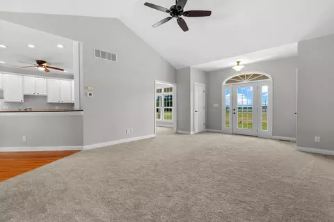 Living - 3000 Clayton Ave, Springfield, OH 45502 photo 4 of 4