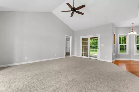 Living - 3000 Clayton Ave, Springfield, OH 45502 photo 2 of 4