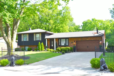 1224 Marwood Dr, Piqua, OH 45356