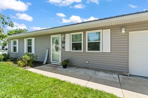 100 Atwood Pl, Riverside, OH 45431