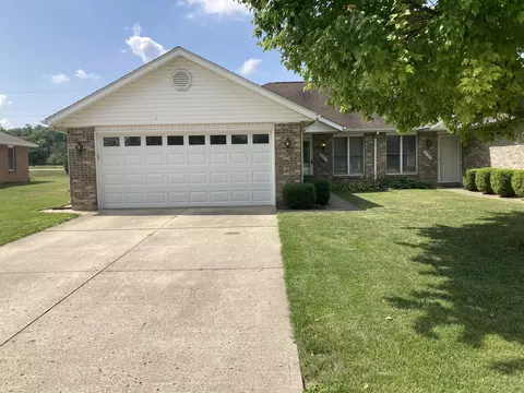 3137 Sioux Dr, Piqua, OH 45356