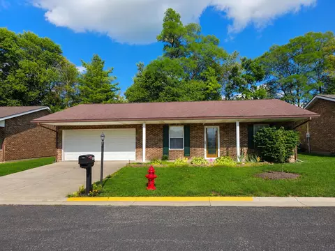 1517 Hawke St, Bellefontaine, OH 43311