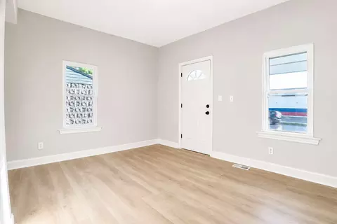 218 N Jackson St, Springfield, OH 45504 photo 6