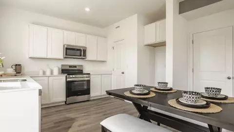 Kitchen - 3930 Bergman Blvd, Springfield, OH 45505 photo 2 of 2