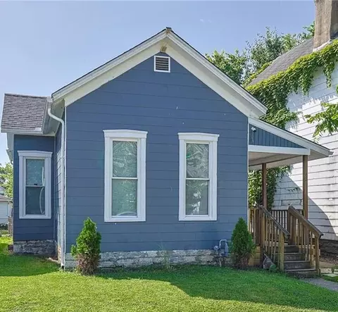 62 Pioneer St, Dayton, OH 45405