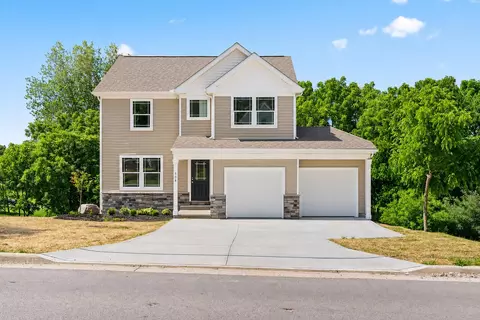 908 Eastern Ave, Bellefontaine, OH 43311