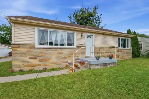 719 Lawnview Ave, Springfield, OH 45505 photo 3