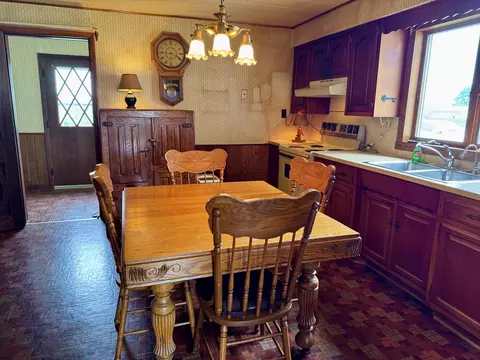 Kitchen - 9910 Eichar Rd, Celina, OH 45822 photo 1 of 4