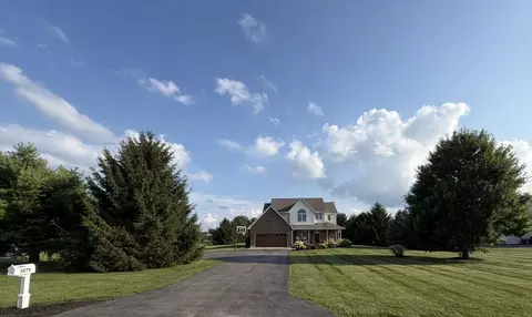3875 Pinewood Ave, Springfield, OH 45502