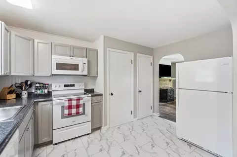Kitchen - 18 Fair Ave, Medway, OH 45341 photo 1 of 4