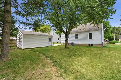 Exterior - 18 Fair Ave, Medway, OH 45341 photo 5 of 10
