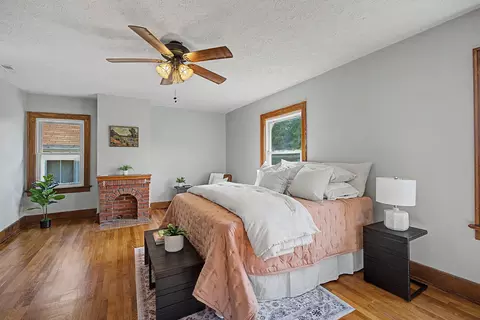 Bedroom - 601 N Light St, Springfield, OH 45504 photo 4 of 7