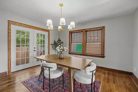 Dining - 601 N Light St, Springfield, OH 45504 photo 2 of 3