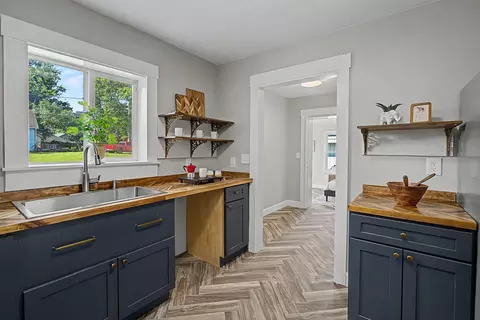 Kitchen - 601 N Light St, Springfield, OH 45504 photo 3 of 3