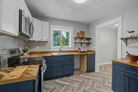 Kitchen - 601 N Light St, Springfield, OH 45504 photo 1 of 3