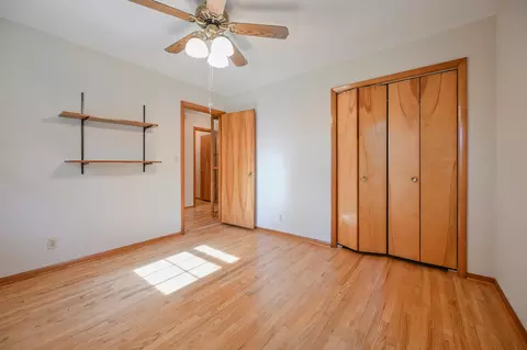 Bedroom - 224 Meadow Ln, Springfield, OH 45505 photo 4 of 8