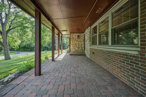Exterior - 224 Meadow Ln, Springfield, OH 45505 photo 10 of 10