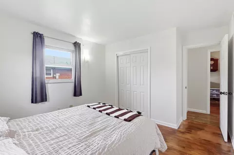 Bedroom - 2941 Sun Valley Dr, Springfield, OH 45505 photo 2 of 6