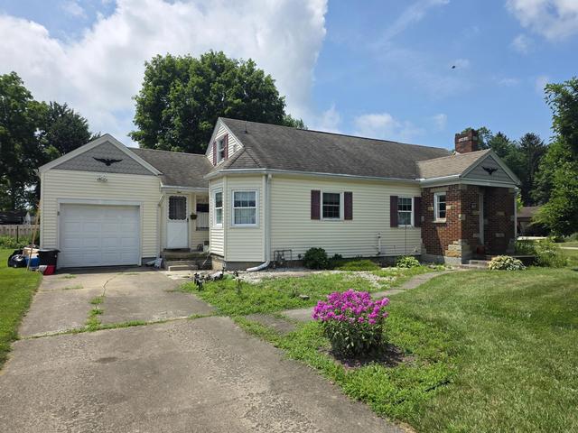 207 E Harmon Dr, Greenville, OH 45331