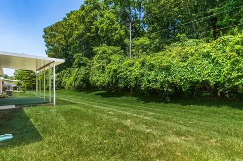Exterior - 1146 Old Farm Ln, Springfield, OH 45503 photo 11 of 11