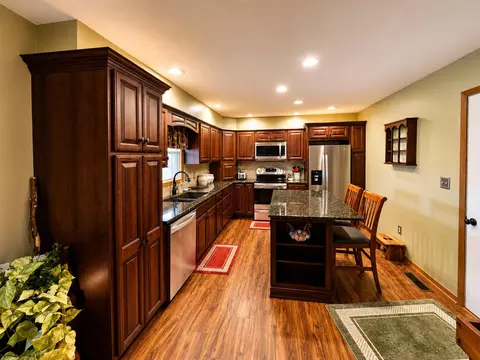 Kitchen - 503 Grenelefe Ct, Sidney, OH 45365 photo 3 of 5
