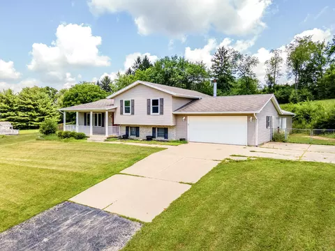 746 Spring Falls Ave, Springfield, OH 45502 photo 2