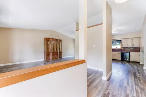 746 Spring Falls Ave, Springfield, OH 45502 photo 9