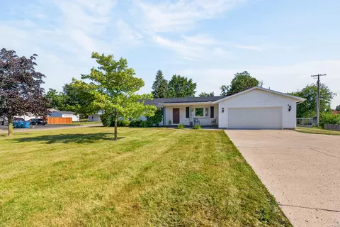 Exterior - 105 E Main St, Anna, OH 45302 photo 2 of 9