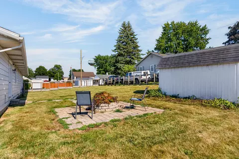 Exterior - 105 E Main St, Anna, OH 45302 photo 8 of 9