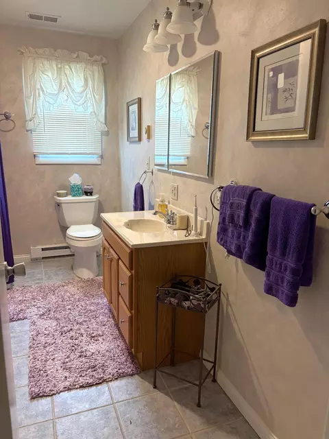 Bath - 2933 Lisa Rd, Sidney, OH 45365 photo 1 of 2