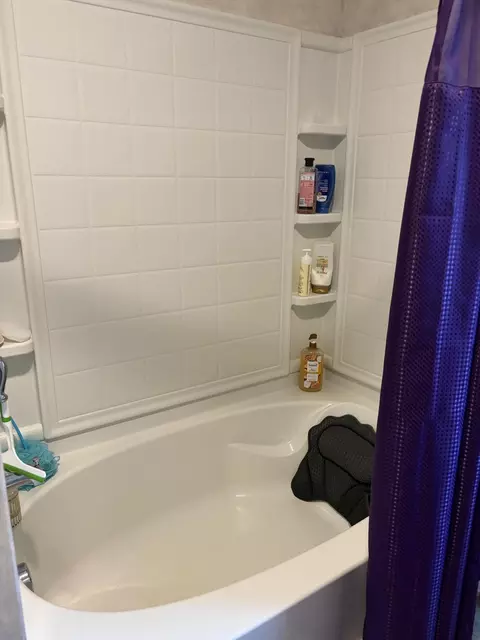 Bath - 2933 Lisa Rd, Sidney, OH 45365 photo 2 of 2