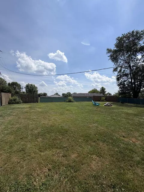 Exterior - 2933 Lisa Rd, Sidney, OH 45365 photo 6 of 7