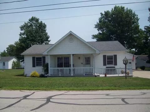 106 Pershing St, Celina, OH 45822 photo 2