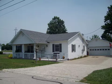 106 Pershing St, Celina, OH 45822 photo 6