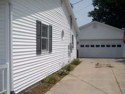 106 Pershing St, Celina, OH 45822 photo 8