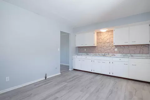 Kitchen - 653 S Douglas Ave, Springfield, OH 45505 photo 1 of 1